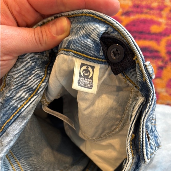 Art Class Blue Distressed Jeans - Picture 8 of 9